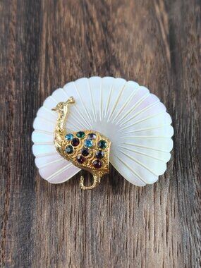 Vintage Peacock Brooch Mother of Pearl‎ Shell Gold Tone Rhinestone Pin
